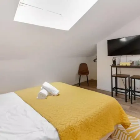 Otel Premium Isis - Jardin - 2p Sainte-Geneviève-des-Bois